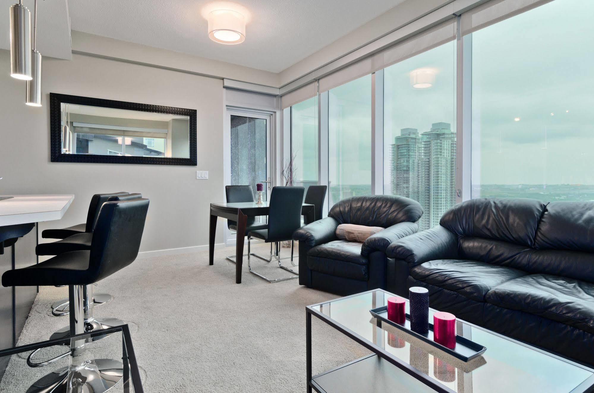 Executive Suites By Roseman - Alura Calgary Luaran gambar